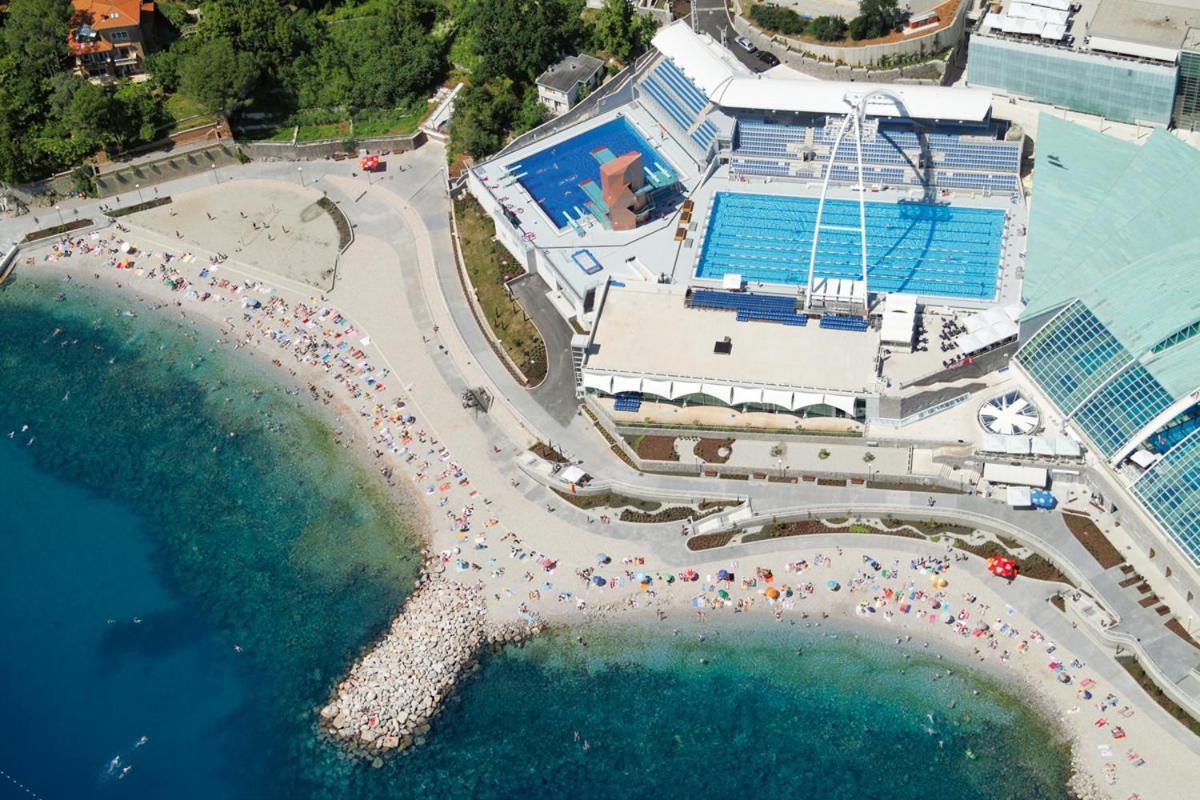 Sea And Mountain Rijeka Exterior foto